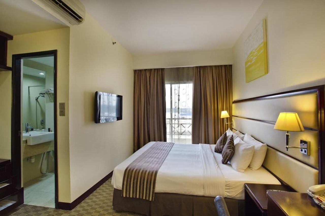 Silka Johor Bahru Hotell Eksteriør bilde